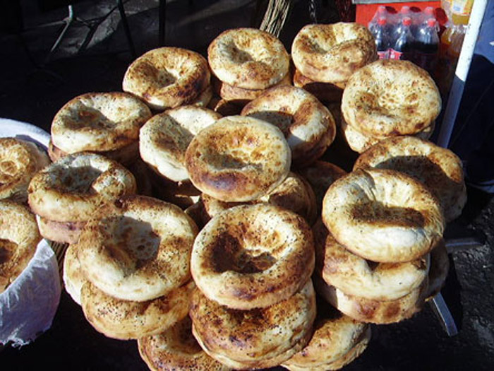 Uzbek bread   Uzbekcha Tandir Non